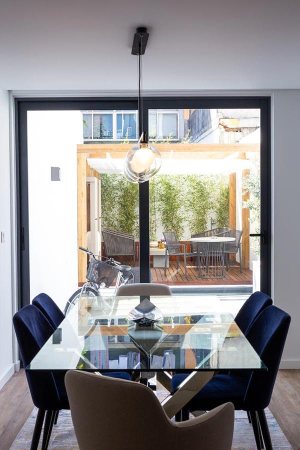 Stupendo- Two Rooms, Patio With Refreshing Pond-Center-Air Conditioning-Free Park リスボン エクステリア 写真